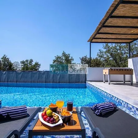 Eyfel Luxury With Private Pool